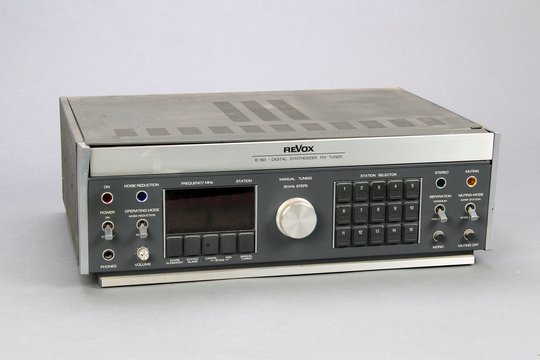 Der B760 von Revox war und ist einer der bestklingenden und empfangsstärksten UKW-Tuner aller Zeiten. Besitzer können nur hoffen, dass UKW noch länger ausgestrahlt wird.